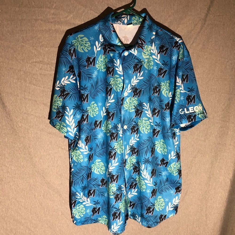 Blue Miami Marlins Leon Medical Short  Sleeve Button Down Shirt Mens Size XL